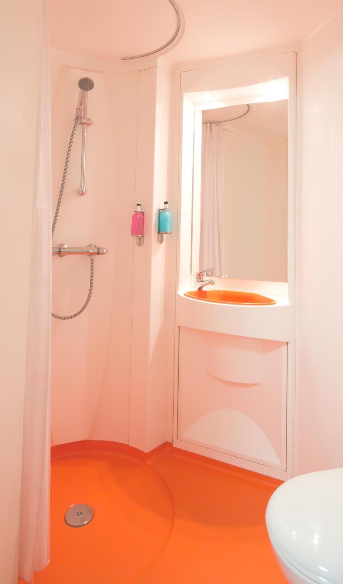 Easyhotel London Heathrow Hotel Hayes (Greater London)